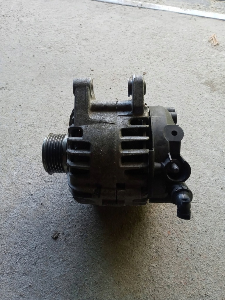 Купить Peugeot 3008 2 1.2 thp генератор 9818677980