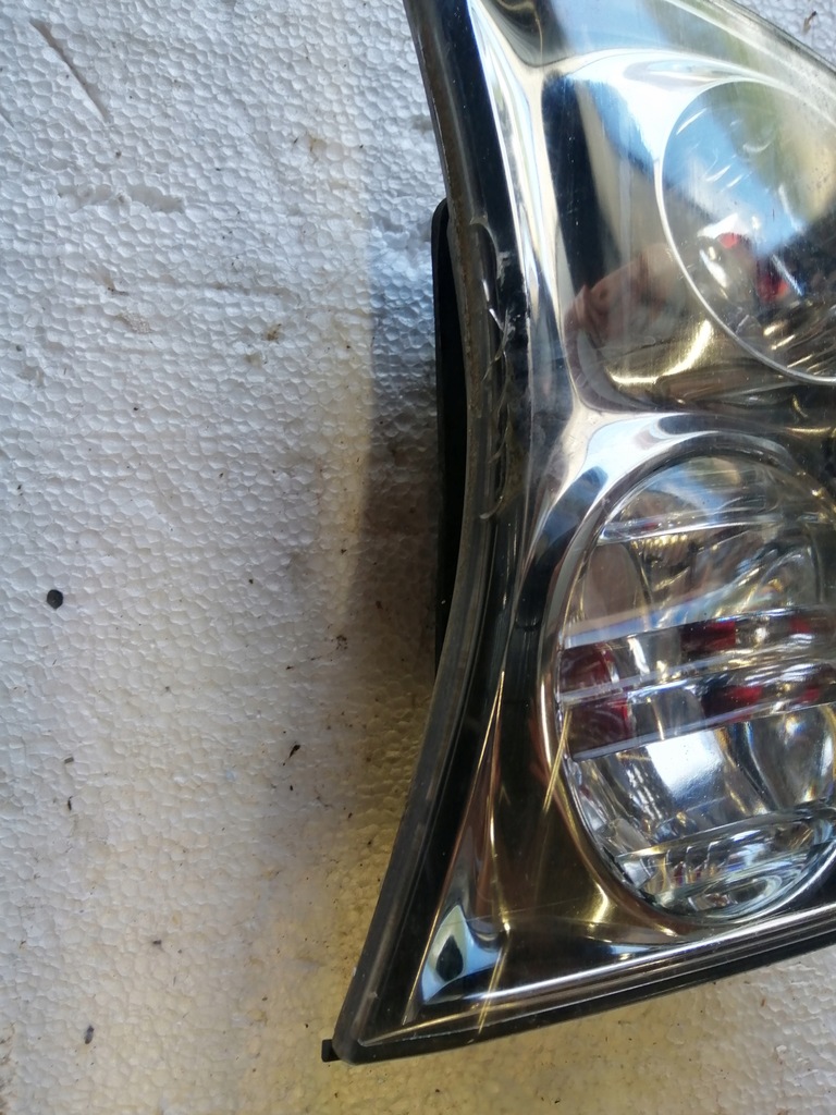 фото №2, Лампа крышки левая lexus rx350