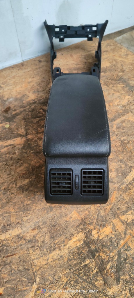 фото №8, Сидіння laguna 3 iii hb напівшкіра + обшивки + підлокітник