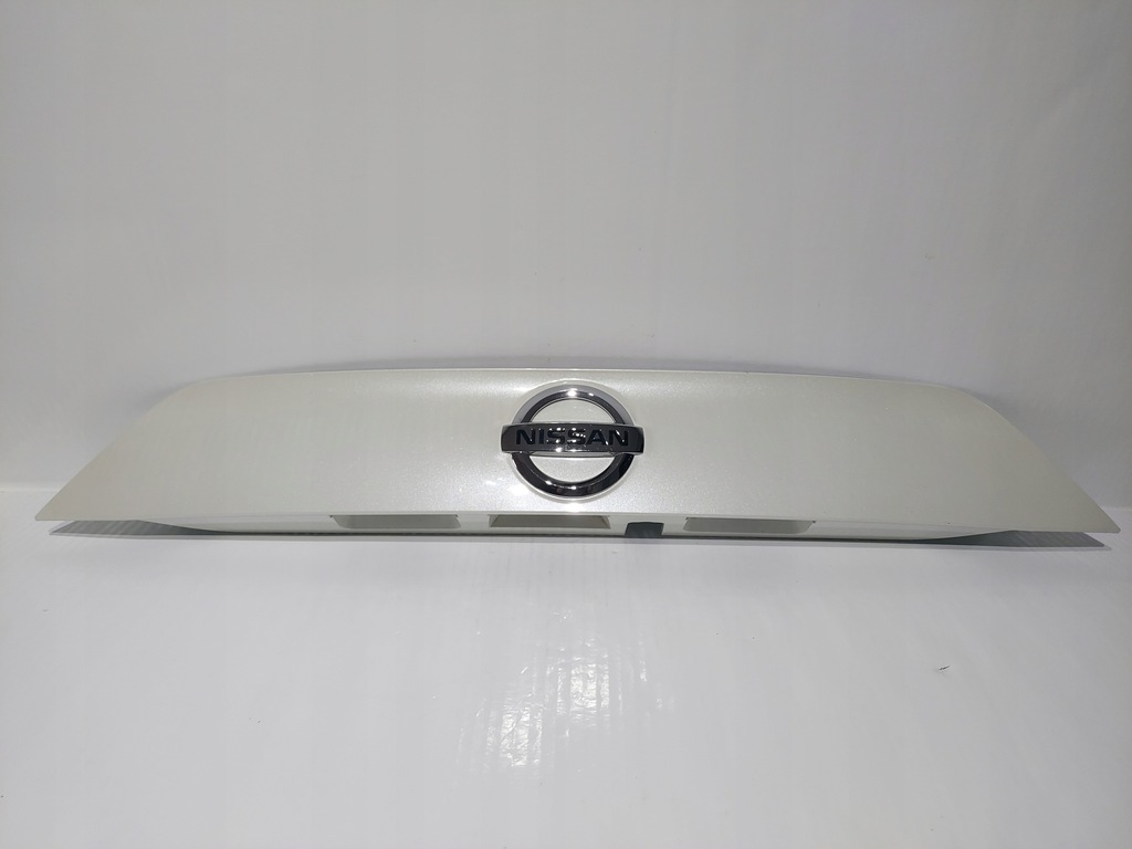 фото №1, Nissan qashqai ii j11 13- молдинг накладка крышки задняя