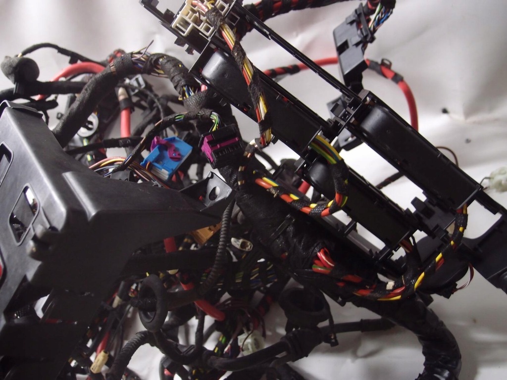 фото №11, Инсталляция жгут кабины audi a4 b9 tab010619ck