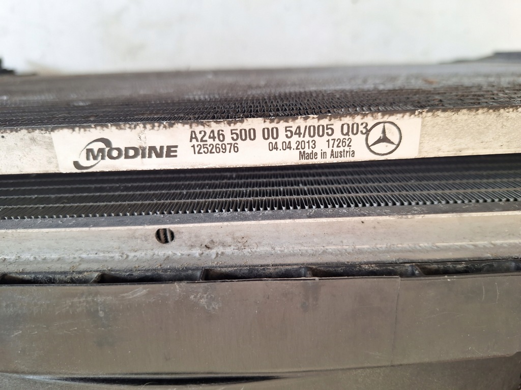 Радиатор комплект mercedes a-klasa a176 b-klasa a246 a2465001303 Оригинал