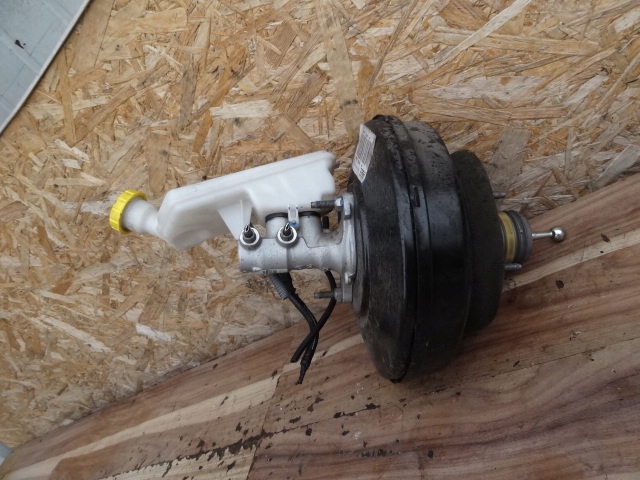 фото №1, Citroen c-elysee 2016 1,6 b усилитель тормозов насос тормозная