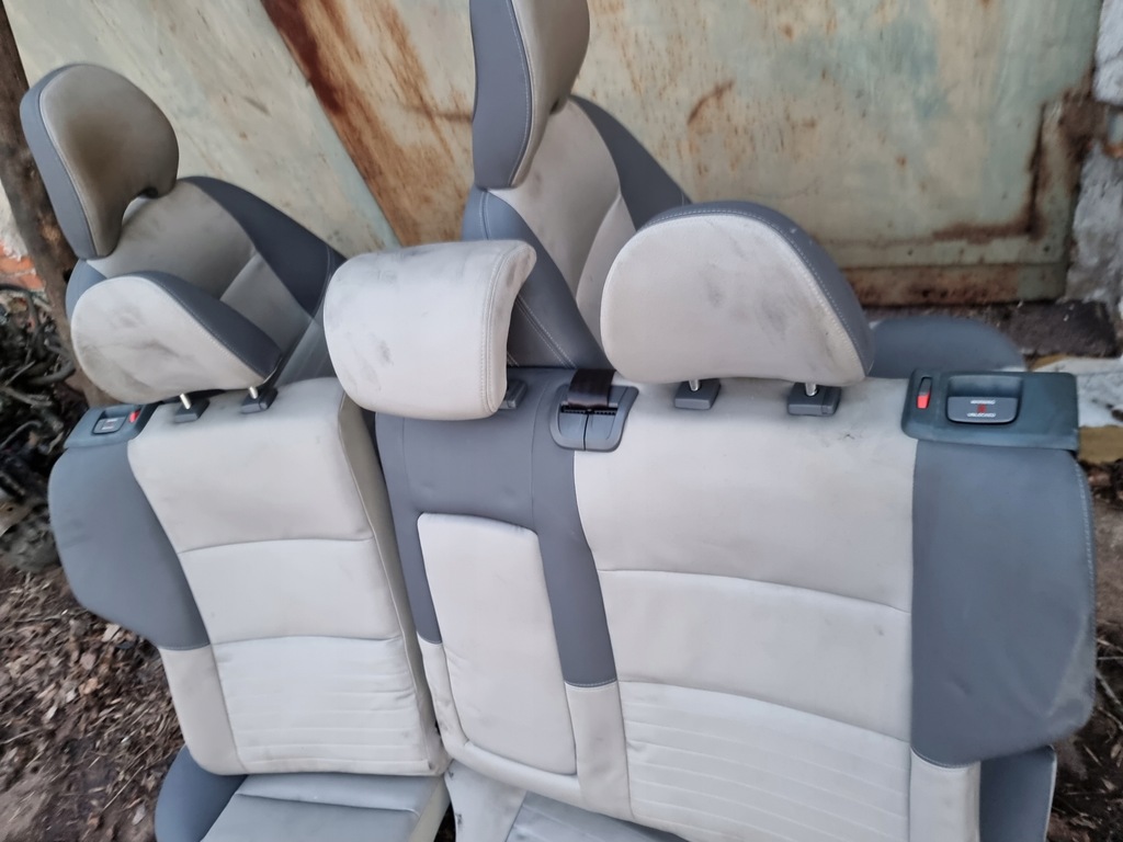 фото №5, Сидіння сидіння volvo v50 світлий комплект заднє сидіння