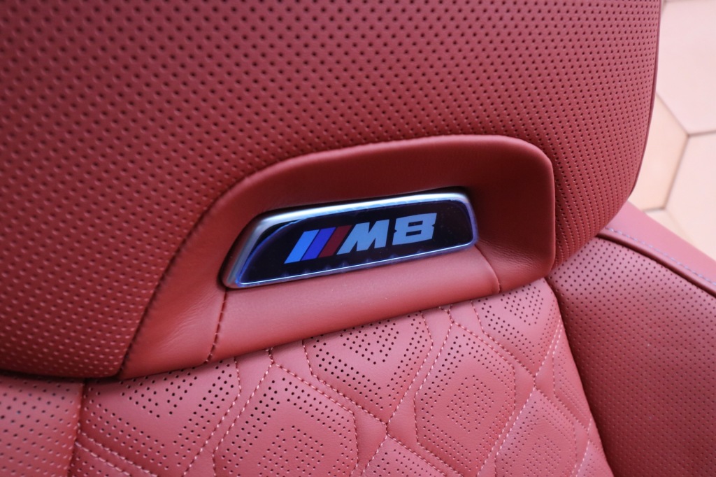 фото №8, Bmw m8 f93 g16 салон сиденья заднее сиденье обшивки вентиляция подогрев sakhir orange