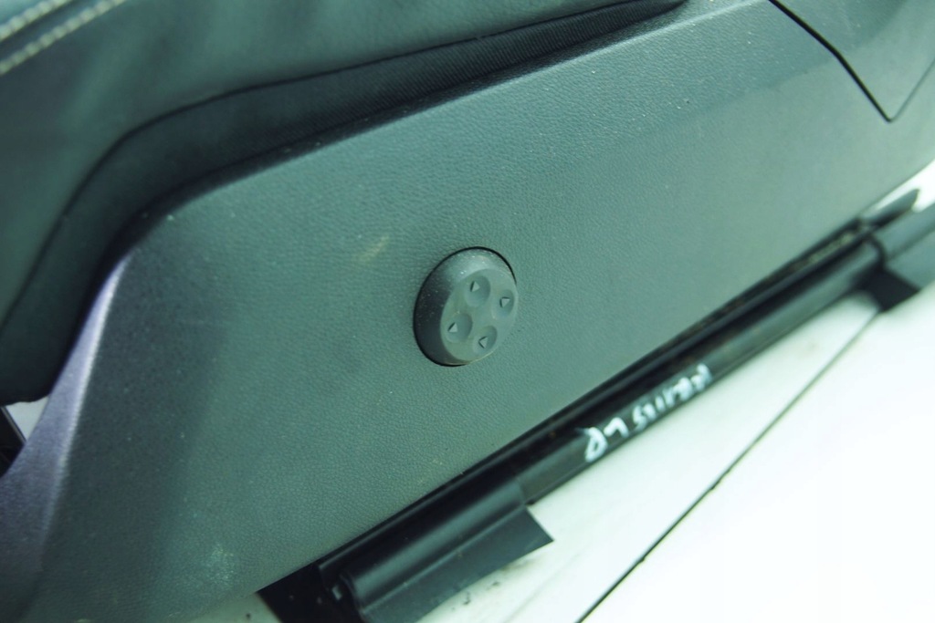 фото №13, Сиденье сиденья кожа kpl mercedes cls w218