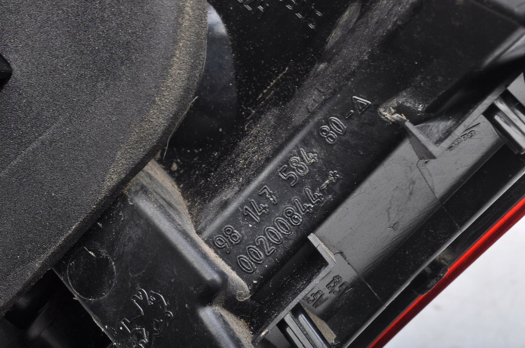 фото №8, Peugeot 2008 i lift лампа левая задняя левый задняя w крышка 9814758480