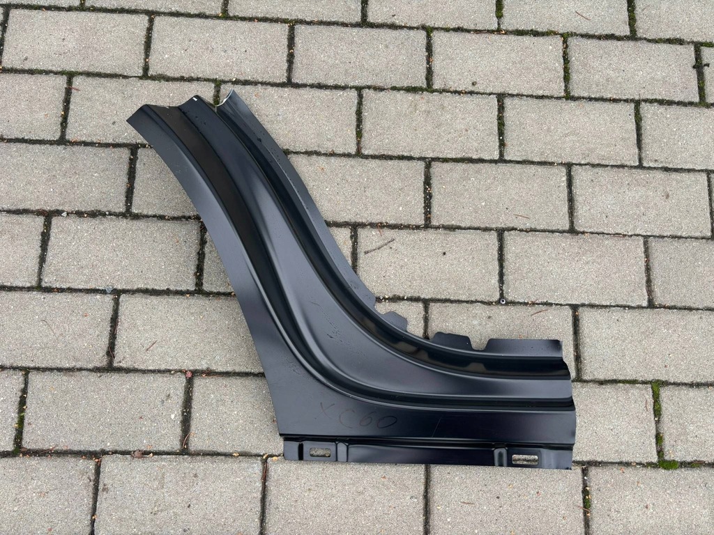 фото №1, Volvo xc60 порог правый пятка четверть оригинал