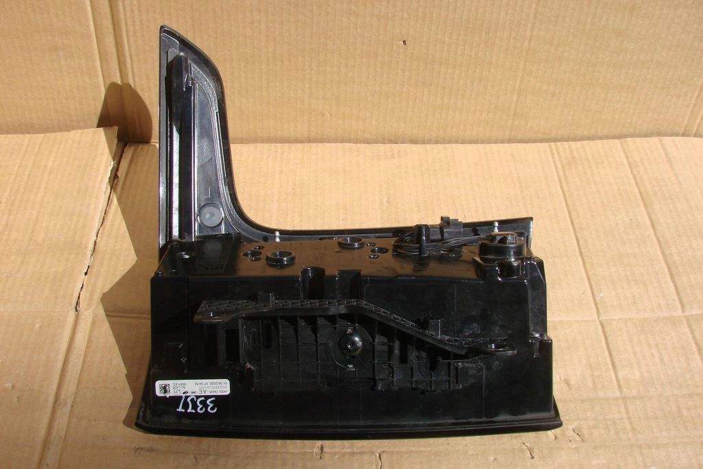 фото №11, Land rover range rover l405 2020 левая сторона лампа задняя