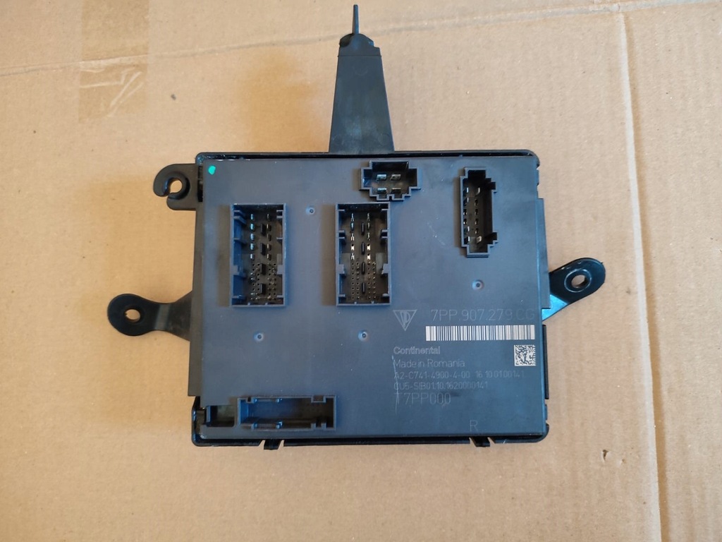 фото №1, Porsche macan 95b модуль комфорту bcm 7pp907279