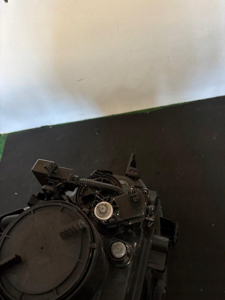 фото №13, Лампы передние фары kia soul 2 ii обычная + led демонтаж ideał europa