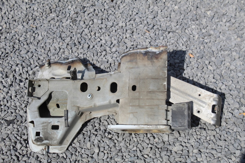 фото №1, Панель фари підкрилок лонжерон правий перед bmw x5 e70