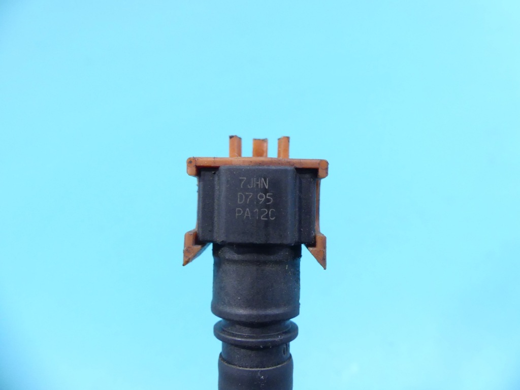 Шланг паливний lexus ls iv ls600h 5.0 v8 Доставка