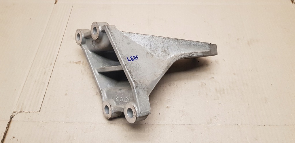 фото №1, Nissan leaf ii кронштейн двигателя em57 40kwh