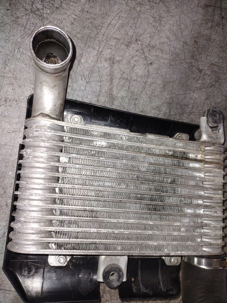 фото №6, Интеркулер toyota yaris 1.4 d4d 33010-369