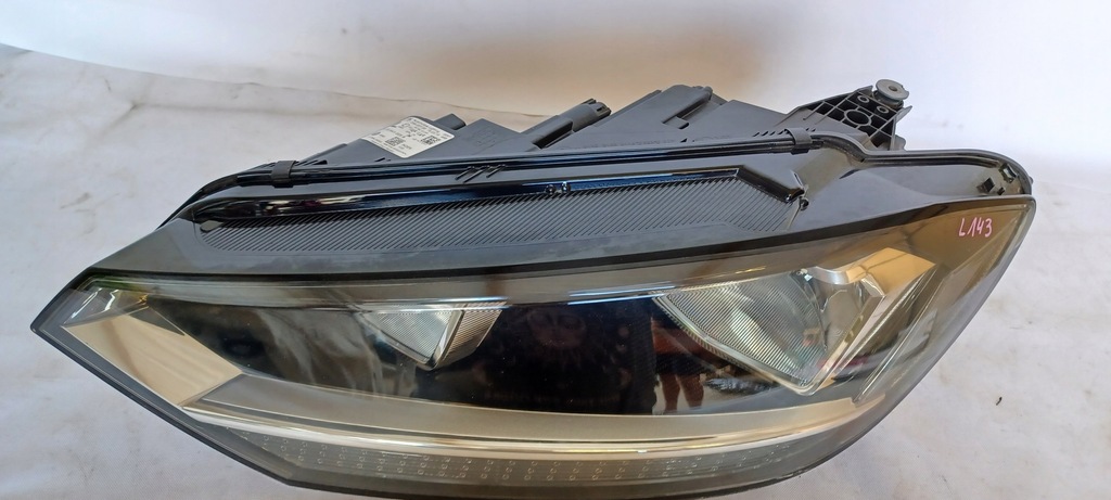 фото №7, Лампа vw touran 2 0301299201 5tb941005 eu ліва