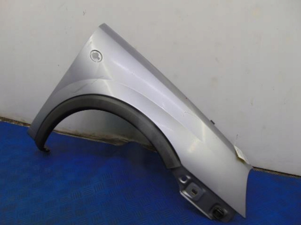 Купити Opel corsa c крила правий z163