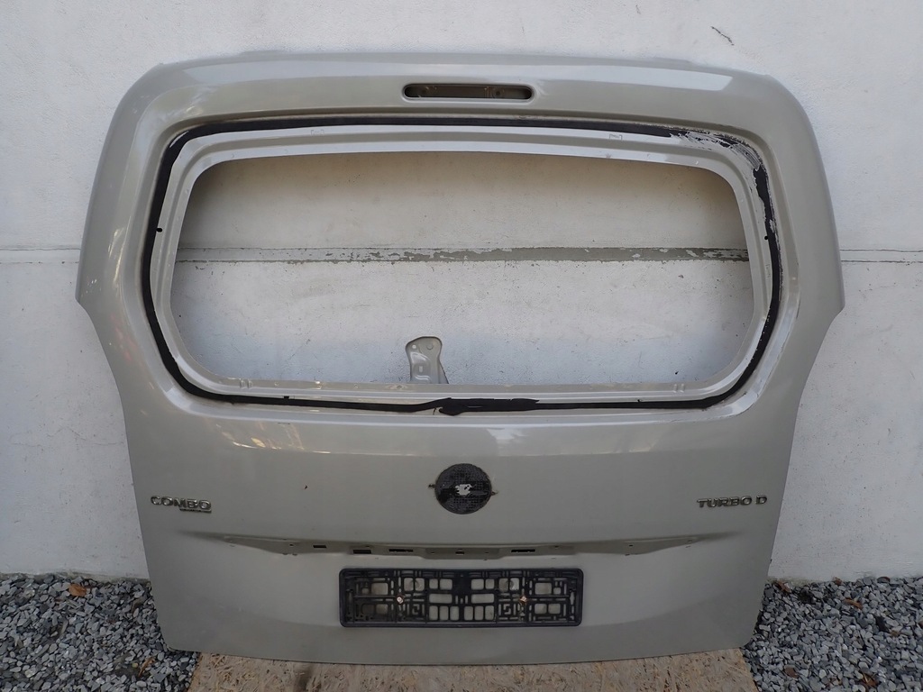 фото №1, Кришка багажника задня кришка багажника opel combo e 2019- 3556957