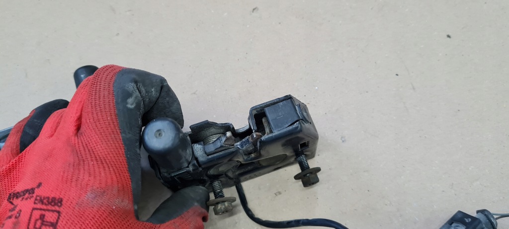 фото №9, A6 c7 4g замок капот перед 4g0823509c a7 4g s7