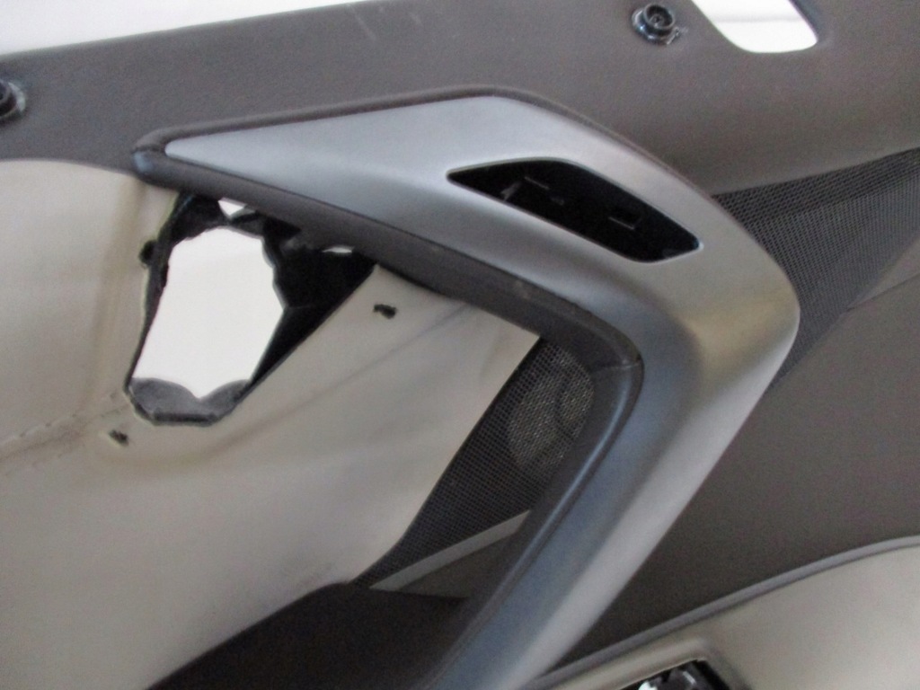 фото №8, Обивка обивка дверь bmw i8