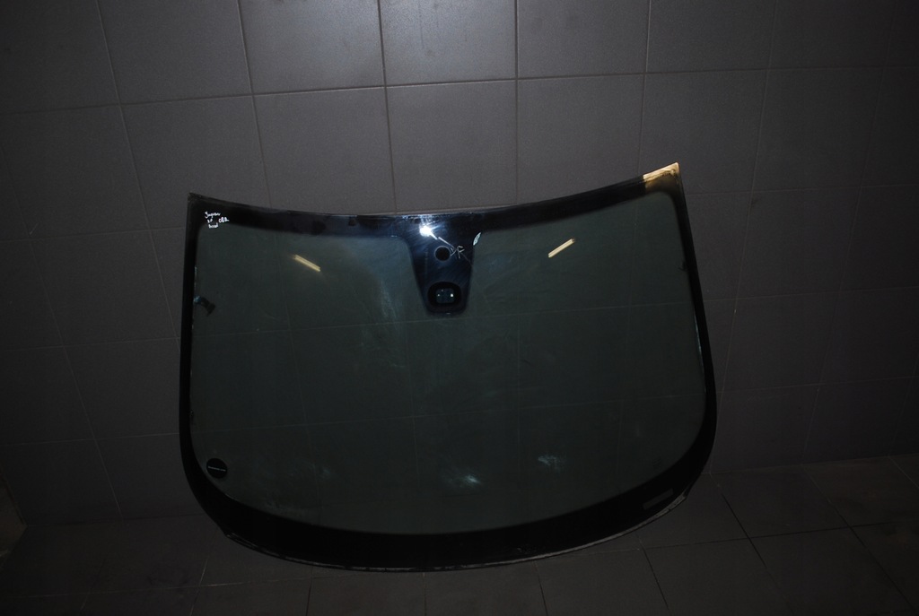 фото №1, Стекло перед jaguar xf 2008r оригинал подогрев