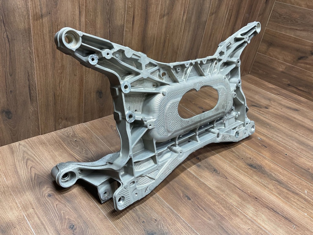 Подрамник подрамник range rover evoque l551 ii k8d2-5c145-be Киев