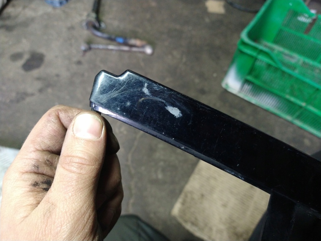 фото №7, Bmw e46 молдинг pod фара левая