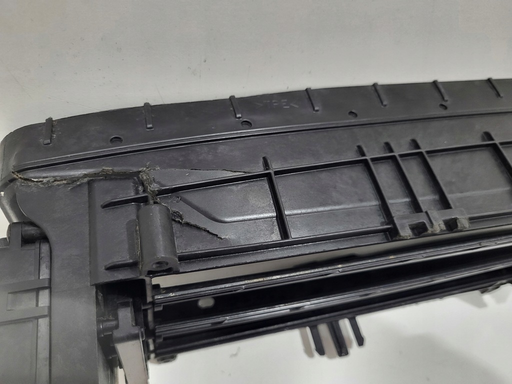 фото №8, Kia niro i 1 16- жалюзи шторка воздуховод воздуха 86969-q4000 оригинал!