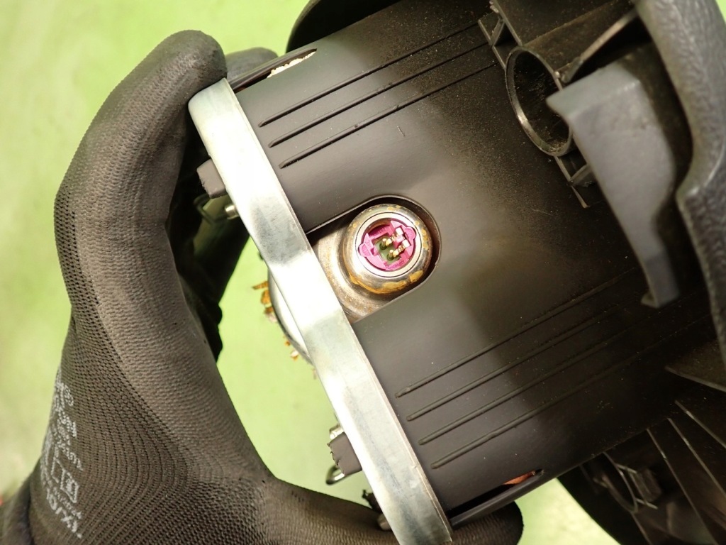 фото №8, Подушка повітряна водія renault clio iii lift 10r подушка безпеки 8200677493