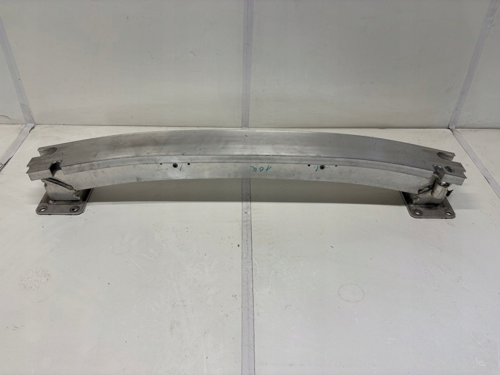 Купить Балка бампера задняя porsche taycan 9j1 giełda poznań