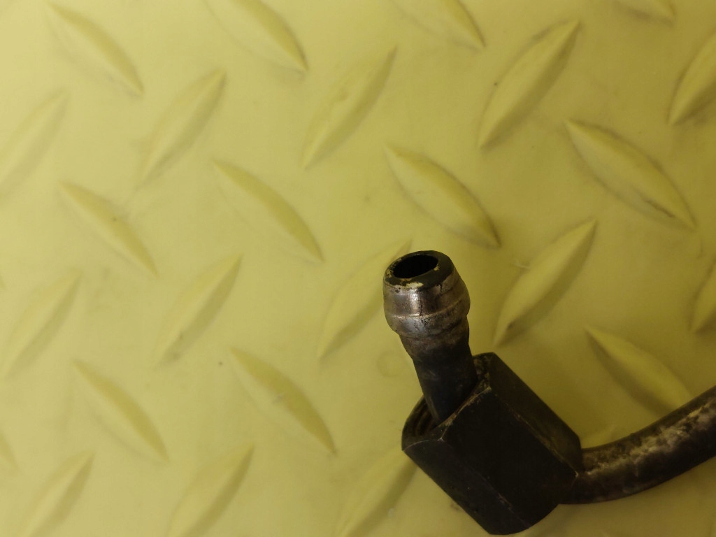 фото №3, Skoda rapid ii 1.6 tdi шланг масляний torbosprężarki 04l145771j