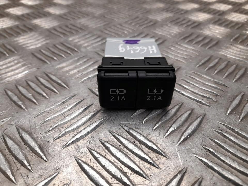 Купити Lexus rx 450h 2020 роз'єм / з'єднувач usb 8553248010