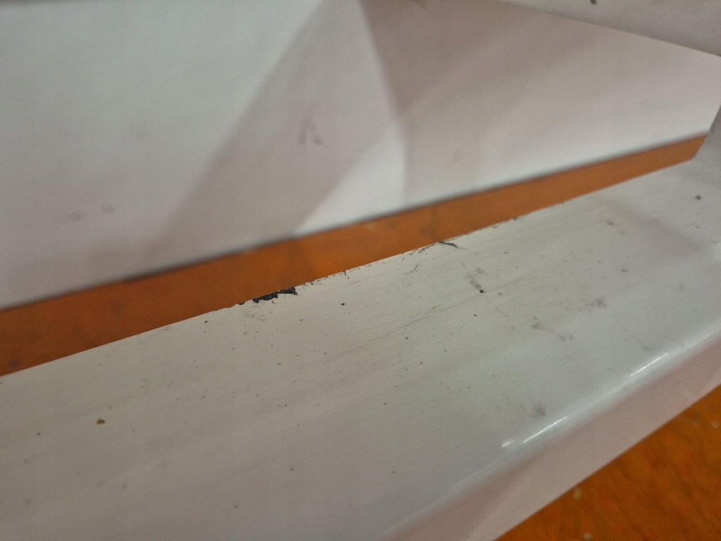 фото №5, Scania r 17- корпус порог левая подножка góra 2418447