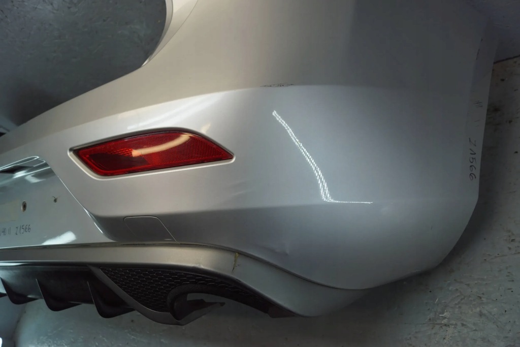 фото №4, Бампер задня volvo v40 ii r-design 711-16 z1566