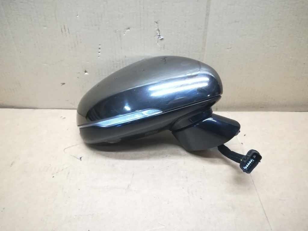 фото №1, Nissan leaf ii зеркало наружное правое 10 pin