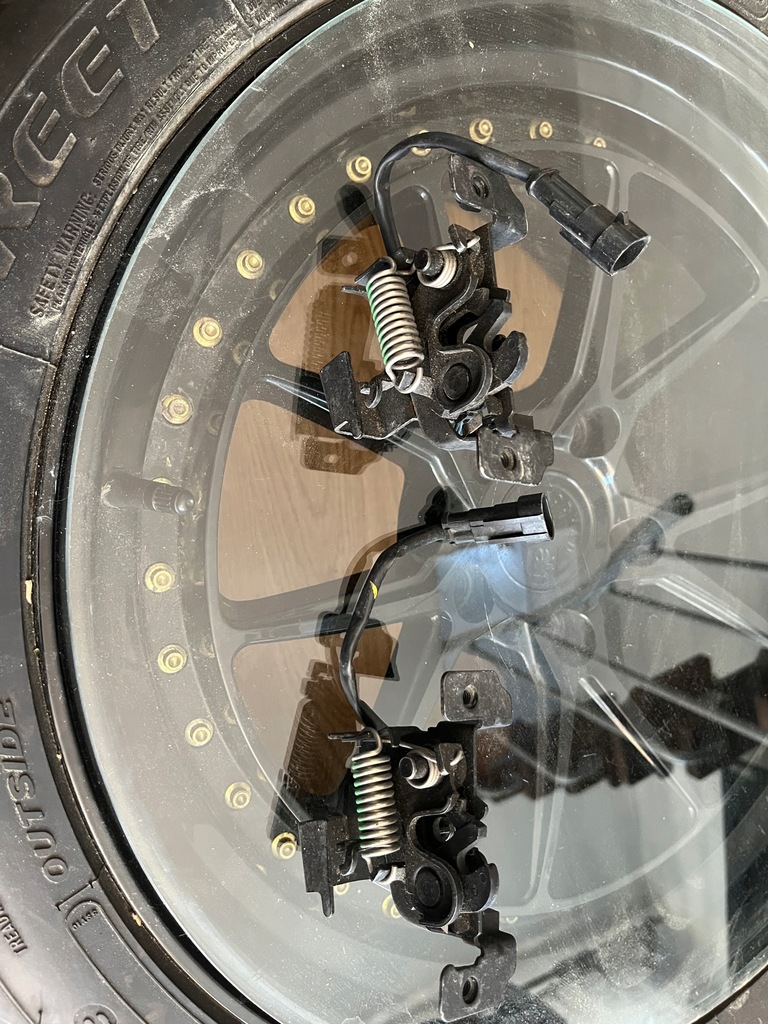 фото №1, Замок капот оригинал maserati ghibli iii