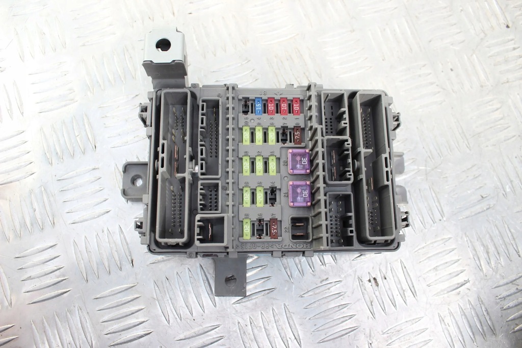 фото №1, Honda accord viii 08-15 2,2 корпус запобіжників
