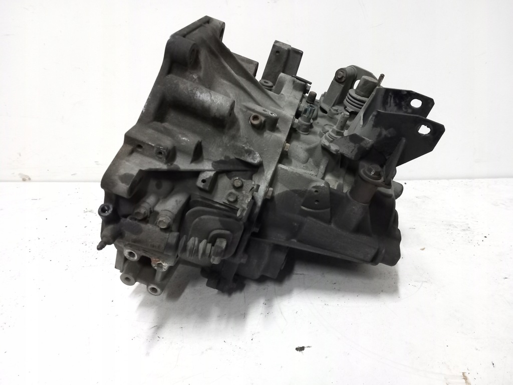 фото №6, Коробка передач передач mazda 6 2,0 citd 5 передача 3a1 механическая коробка передач
