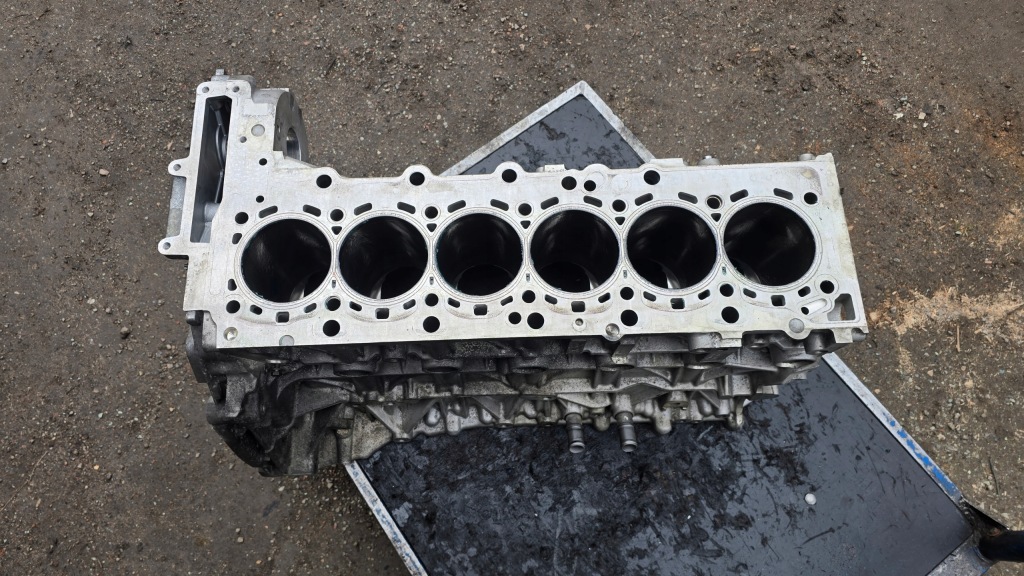 Bmw блок двигателя 8506555 f10 f01 e70 e71 - m50d n57d30c 381km номинал Киев
