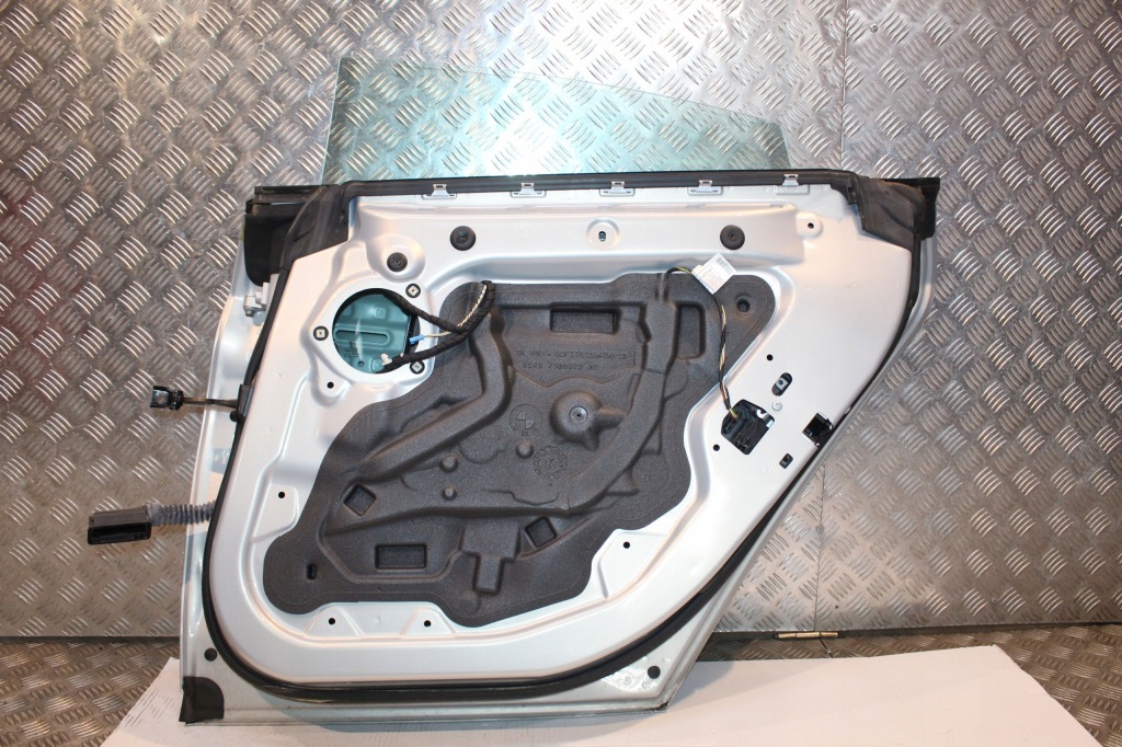 фото №7, Bmw seria 4' f36 двері задні задня праве mondstein met скло світла