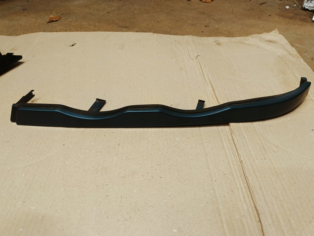 фото №1, Bmw e46 молдинг pod фара левая левый перед 8208481