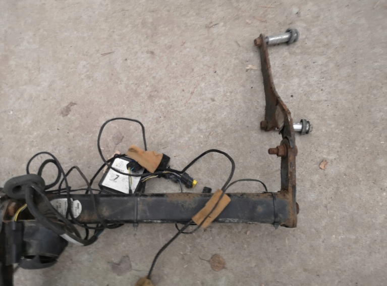 фото №5, Hak буксирувальний балка роз'єм джгут renault captur thule