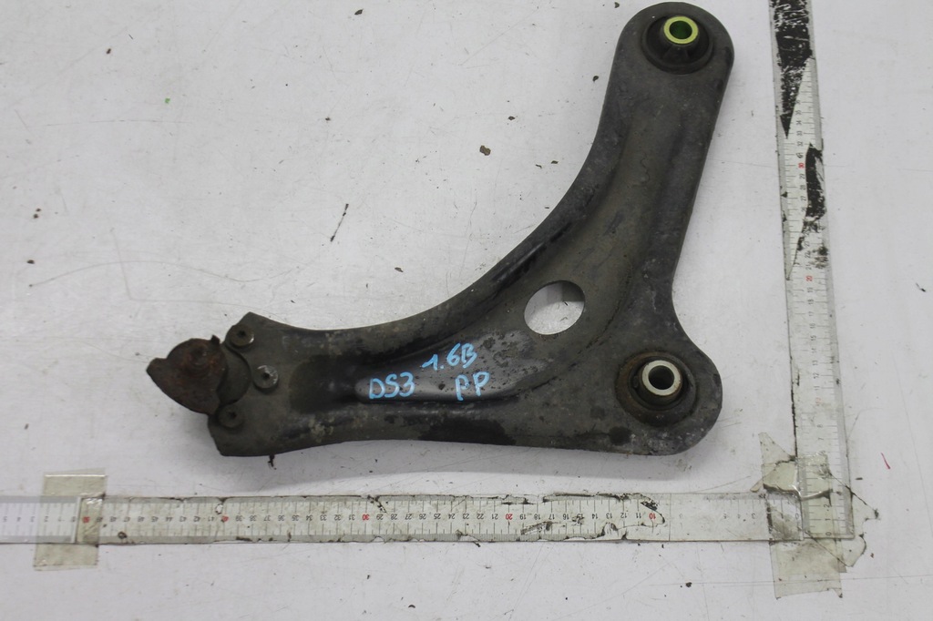 фото №1, Важіль правий перед передній citroen ds3 10-16