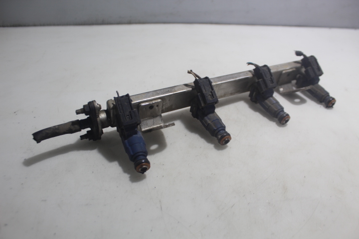 фото №1, Молдинг упорскування kia venga 1.4