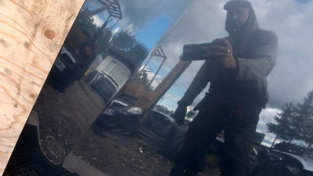 фото №7, Lexus is220 капот 1g0