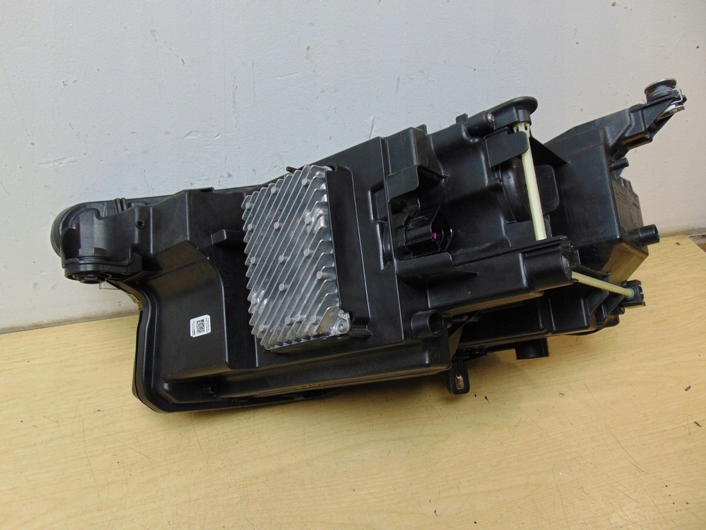 фото №12, Лампа права перед audi q4 e-tron 89a941036 europa