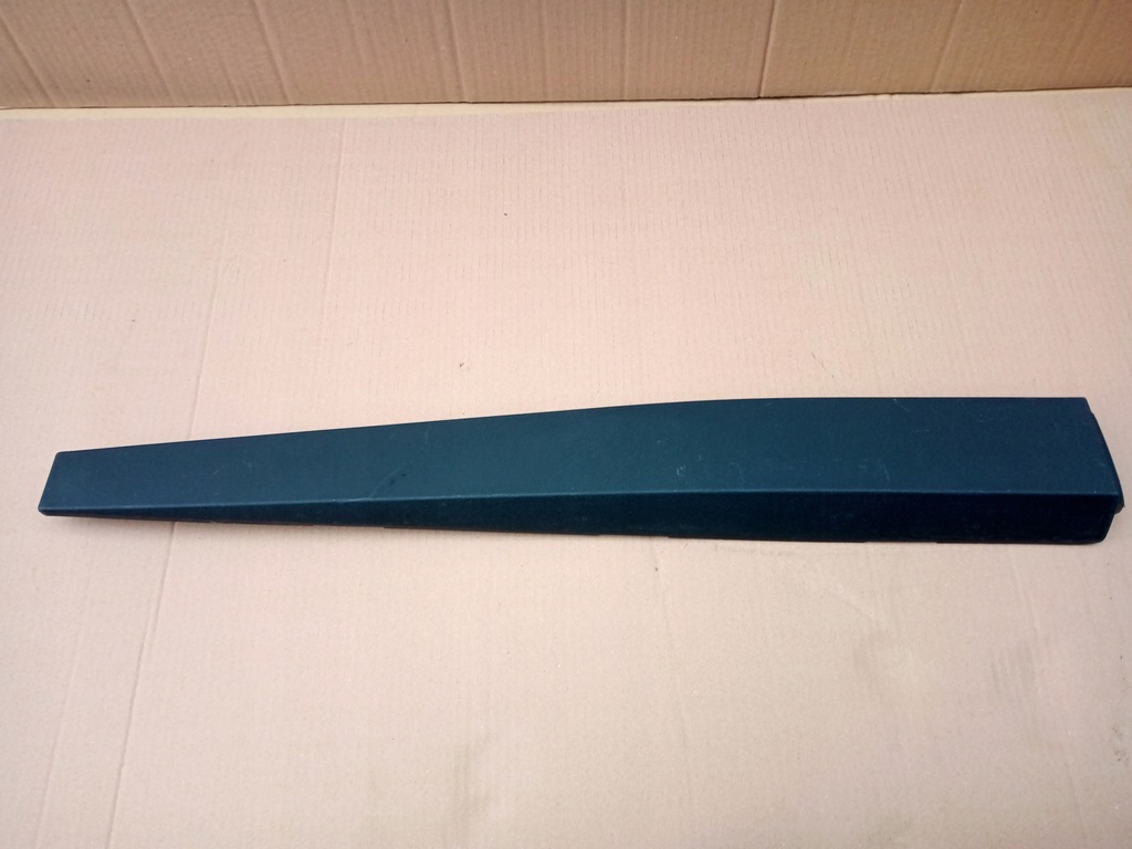 фото №1, Polestar ii правая молдинг дверь задняя 2019r