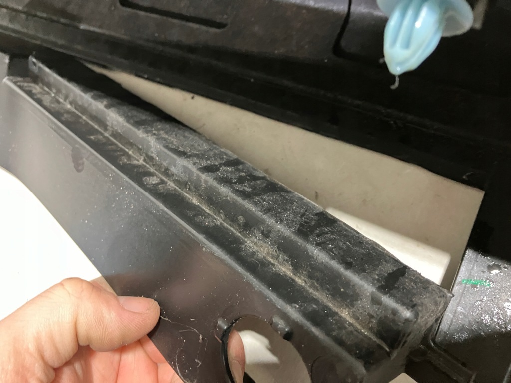 фото №14, Corolla e21 kombi trek поріг захист поріг зовнішня молдинг ліва