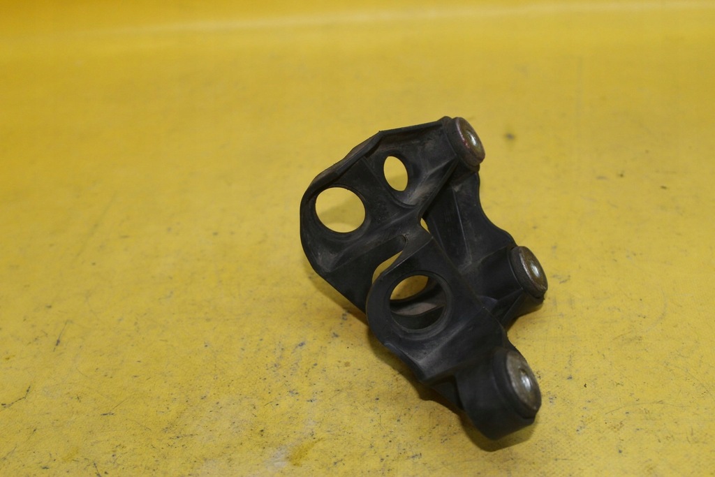 фото №6, Кронштейн тросов roomster 6q0711789f