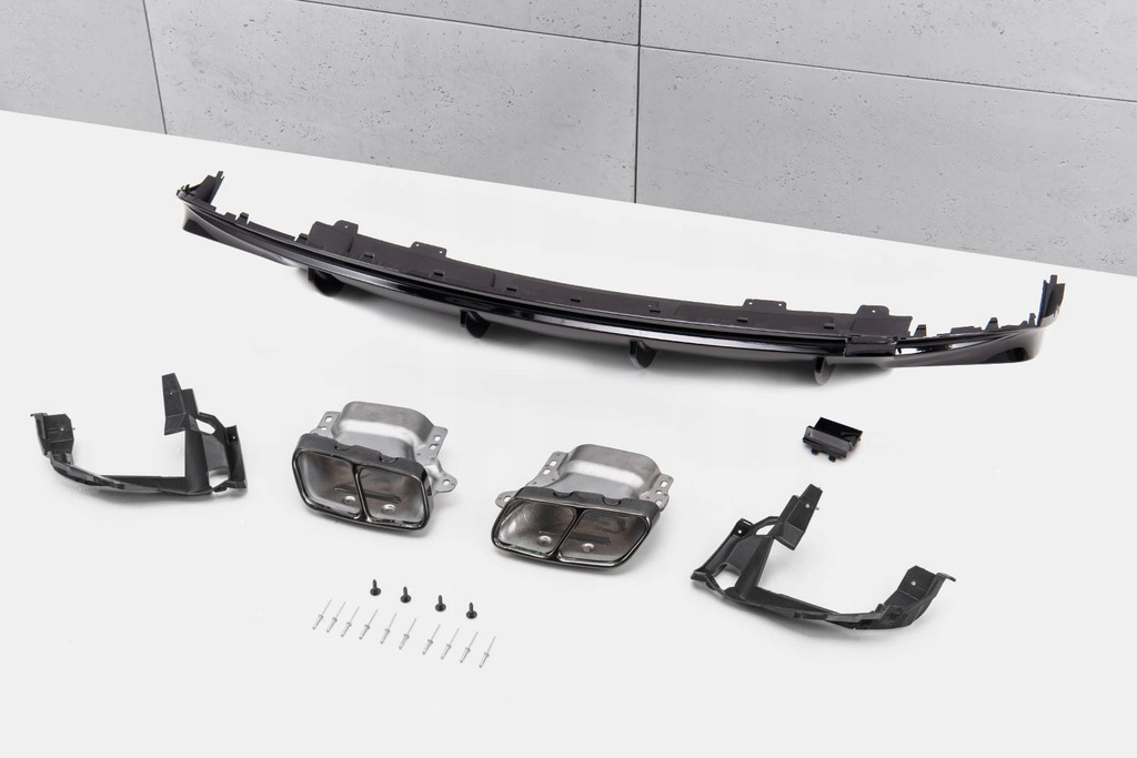 фото №13, Mercedes cla c117 w117 17-19 sedan диффузор задний набор stylizujący na amg